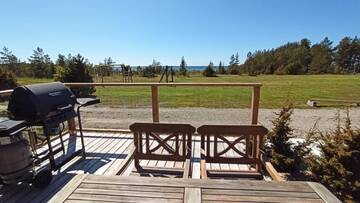 Фото номера Дом с 3 спальнями Дома для отпуска Seaside cottage Rebase Kuur г. Keibu 46