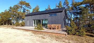 Фото номера Дом с 3 спальнями Дома для отпуска Seaside cottage Rebase Kuur г. Keibu 12